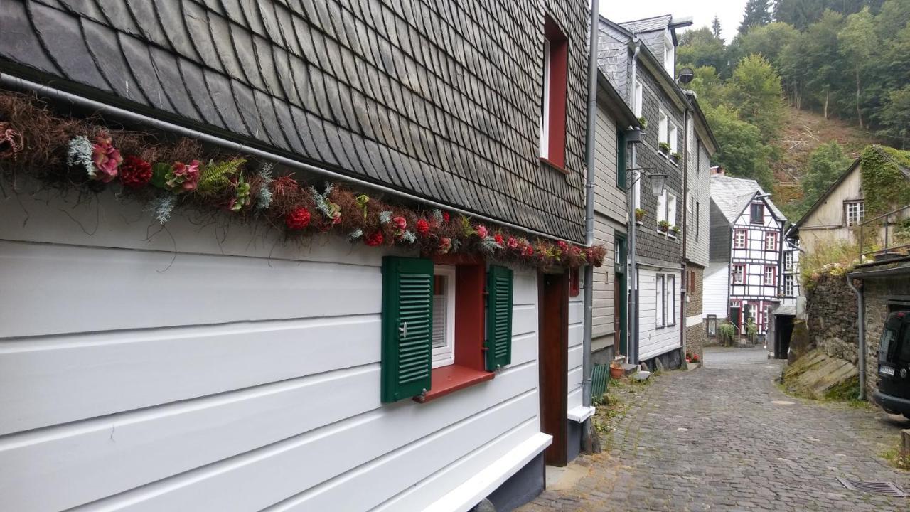 Hier & Jetzt In Monschau City Экстерьер фото